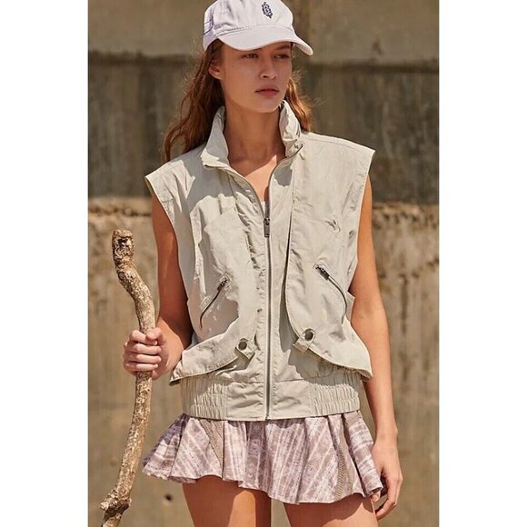 NEW FREE PEOPLE MOVEMENT OFF THE GRID BEIGE VEST SZ SMALL - Picture 2 of 12